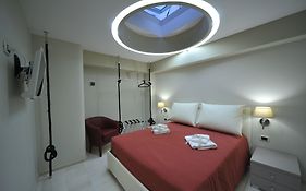 Gatto Bianco House